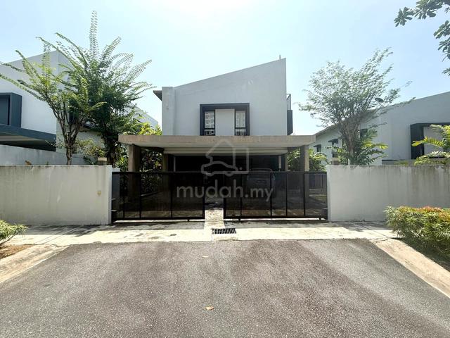 Below Market Value, Designer Bungalow 1