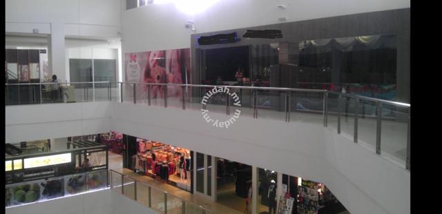 Prime Retail Space at CityOne Megamall 1