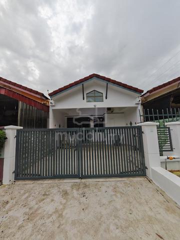 1 Storey Terrace Fully Furnished 3 Bed 2 Bath Puteri Wangsa 1