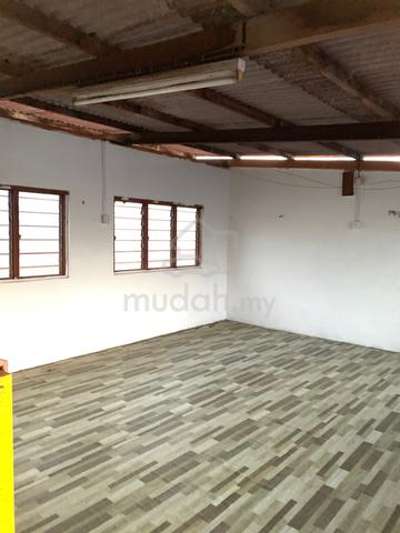 Rumah untuk dijual di pekan rembau 5