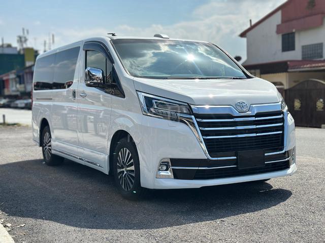 2020 Toyota GRANACE 2.8 PREMIUM (A) - 5