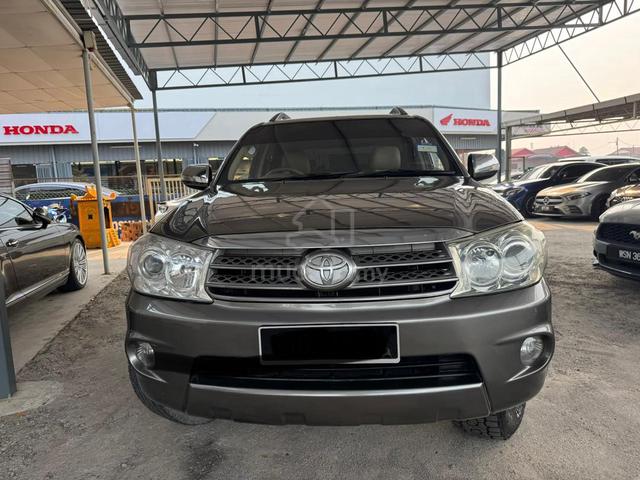 2010 Toyota FORTUNER 2.7 V (A) Petrol Boleh Loan - 3