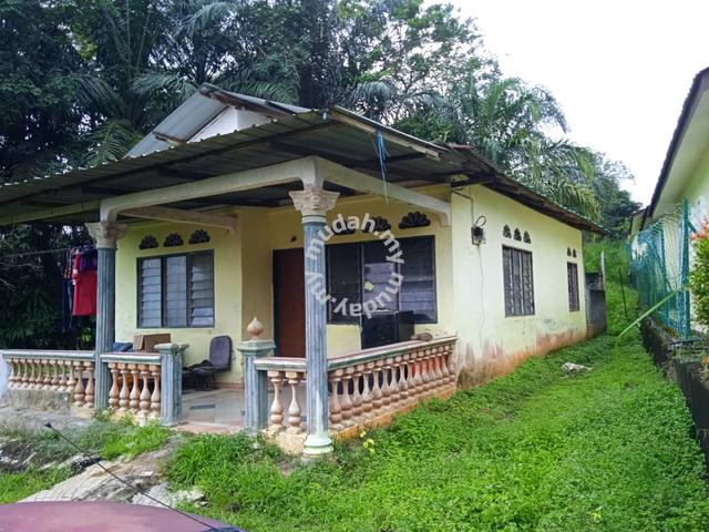 Tanah untuk di Jual di Jalan Salak-Dengkil, Kg Jenderam Hulu 1