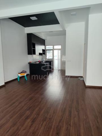 Graham Garden 2 Sty House Puncak Alam KITCHEN CABINET 3 WATER HEATER 1