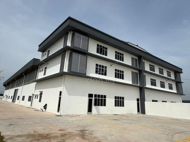 Cipta serenia 3C, Sepang semi D factory for rent 1