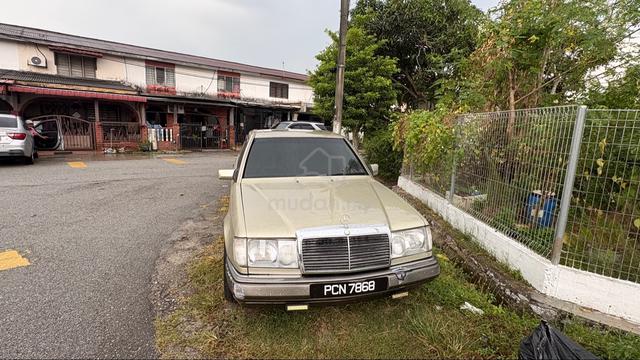1995 Mercedes Benz 230E 2.3 W124 (A) - 2