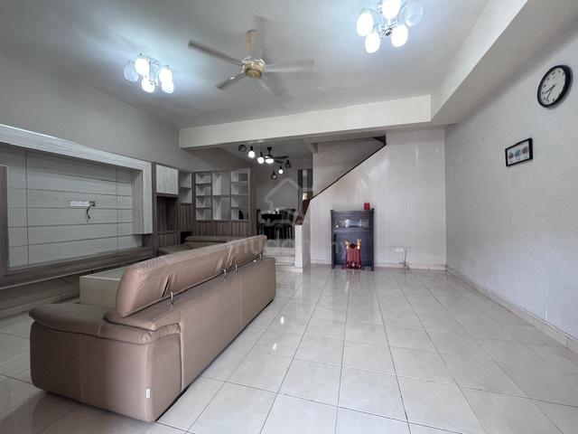 Palm Walk, Bandar Sungai Long 1