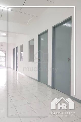 Lintas Plaza Office 4 manager rooms and 1 meeting room 1