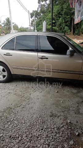 1998 Mercedes Benz E230 ELEGANCE (CBU) 2.3 (A) - 2