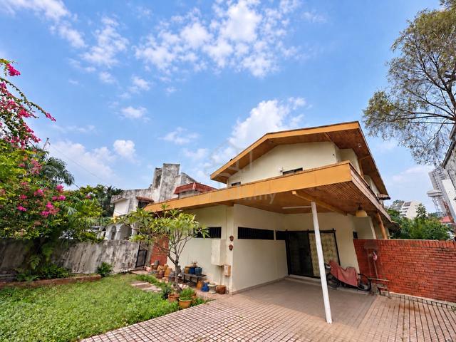 Own a Piece of Damansara Heights – Freehold Bungalow on 5,432 sq. ft. 1