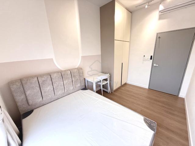 1 Min Walk PUDU LRT, SKYLINE KL, Medium Room, BUKIT BINTANG KL SENTRAL 1