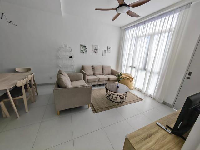Renna Residence @ The NorthBank 1