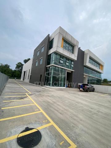 Rawang UB Industrial Park 3 Storey Semi D factory 1