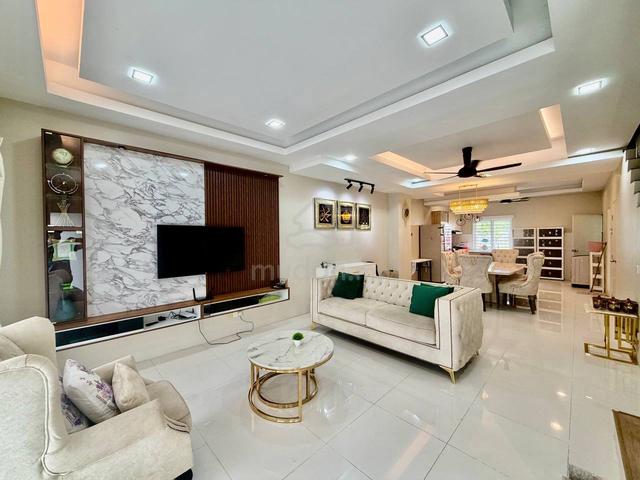 FULLY FURNISHED Double Storey House Casa Green Cybersouth Dengkil 1