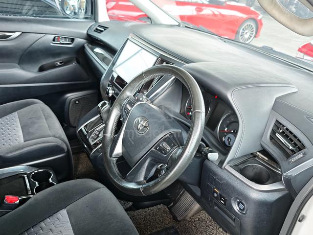 2015 Toyota VELLFIRE 2.5 ZA (A) - 4