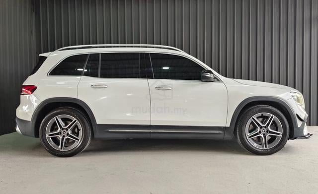 Mercedes Benz GLB250 2.0 4MATIC AMG LINE (A) F/S/R - 3