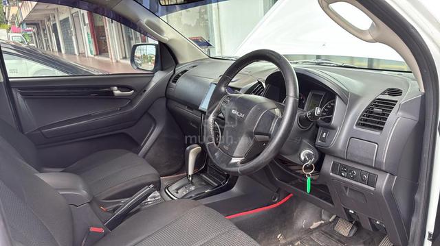 2015 Isuzu D-MAX 3.0 V-CROSS 4x4 (A) - 4
