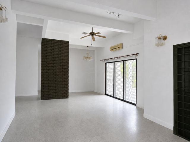 Cheras Taman Sekamat Freehold Double Storey Corner House 1