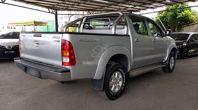 2010 Toyota HILUX 2.5 G FACELIFT (A) 4X4 - 2