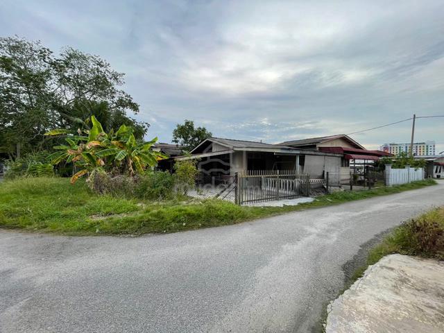 Banglo Parit Buntar Tengah Bandar Renovated Siap Duduk Murah 1