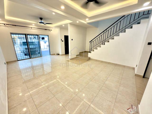 FREEHOLD RENOVATED Double Storey Tarrace Desa Coalfields Sungai Buloh 1