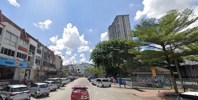SS15 Subang Jaya, 2 Storey Corner Shop To Let 1