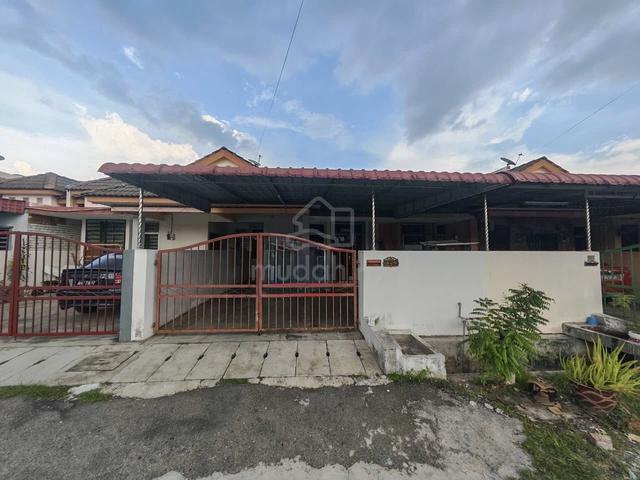Teres Setingkat di TAMAN PINJI RIA, Pengkalan 1