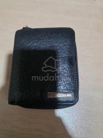 Wallet with zip - photo 3 of 6