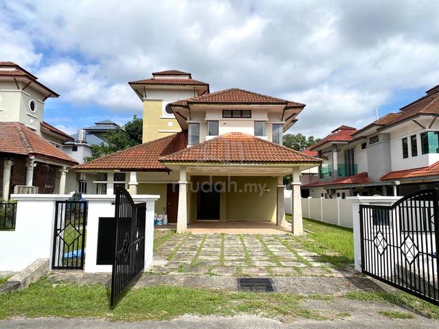 HUGE LAND ‼️ 2 Storey Bungalow Taman Astana Indah, Sg Ramal Kajang 1