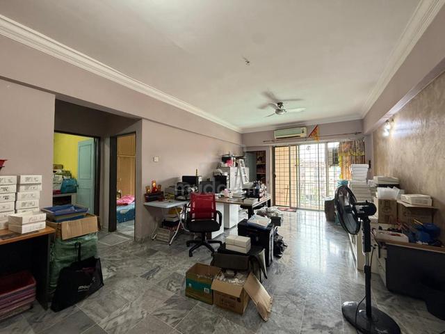 Teratai Mewah Condominium 1
