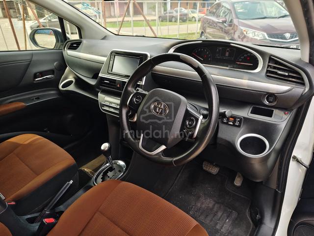 2016 Toyota Sienta 1.5 V (A) 5-Years Warranty - 3