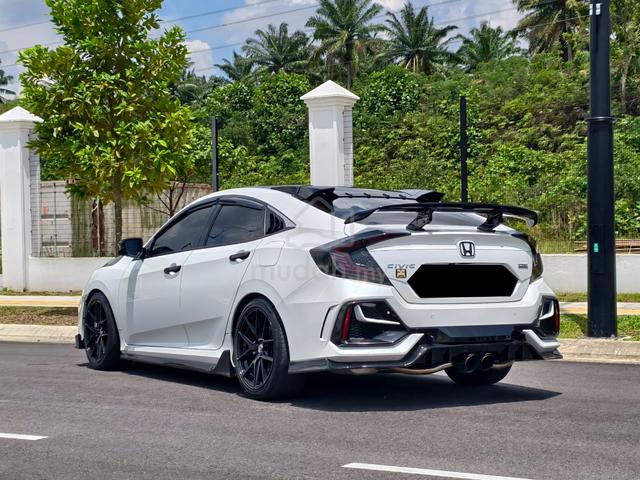 {2020}Honda CIVIC 1.5 TC (A) Exhaust Carbon Brembo - 4