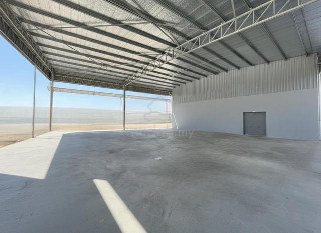 Commercial Space Warehouse located in 📍Butterworth for RENT !! 1