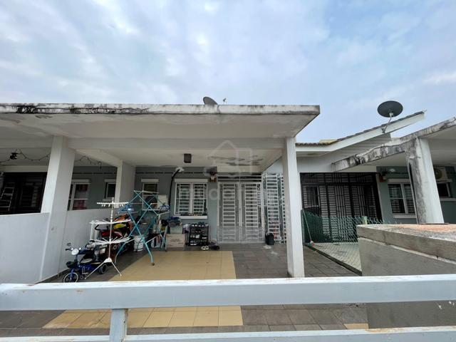 Single Storey Jalan Timur,Bandar Enstek,Nilai- KLiA 1