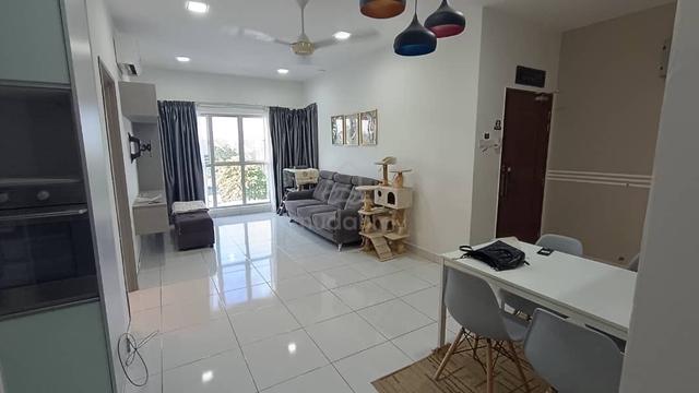 Laman Impian Town house in Bandar Botanic for Sale 1