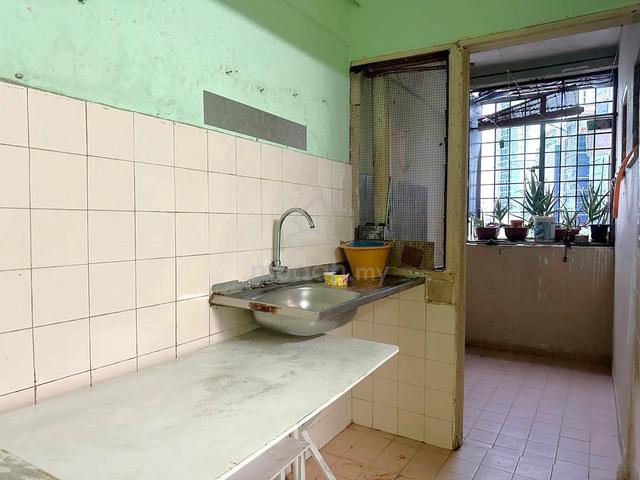 Flat Taman Bukit Angkasa 3