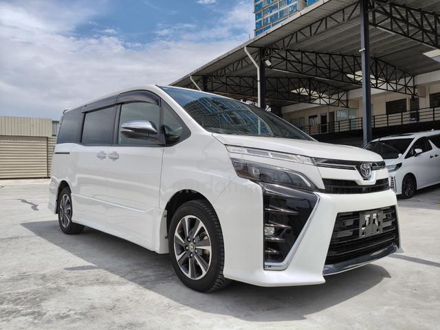 2021 Toyota VOXY 2.0 ZS (A) - 2