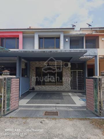 Beautiful Renovated House – Quiet Neighborhood Near School 1