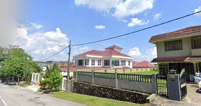 【BELOW MARKET🔥】Bungalow House @ Taman Bukit Cheras 8180sqft 5R3B 1