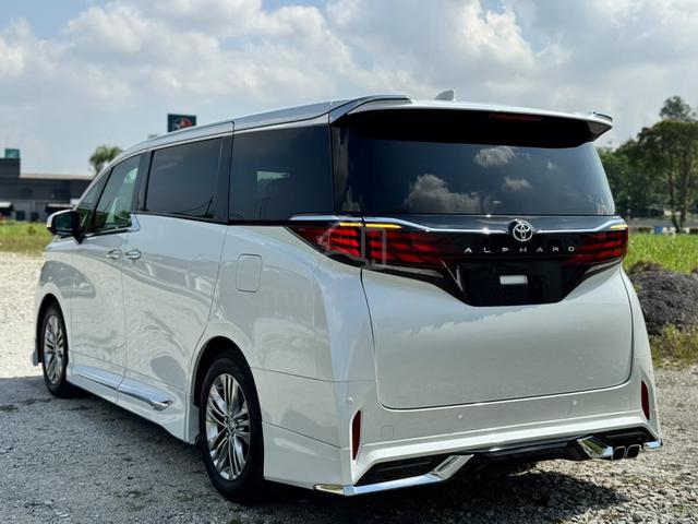 2025 Toyota Alphard 2.5 Z SUNROOF 4CAM 6K KM - 2