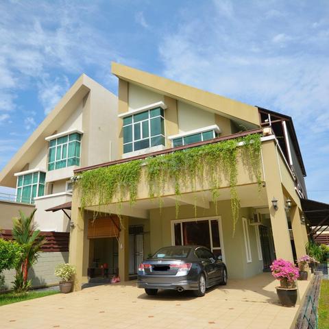 Likas 3-Storey Semi-D + Vacant Land | Total Land 8,876 sqft. 1