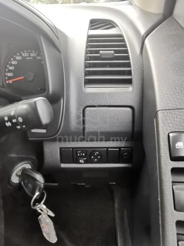 2016 Isuzu D-MAX 2.5 4x2 DUAL CAB (M) - 4
