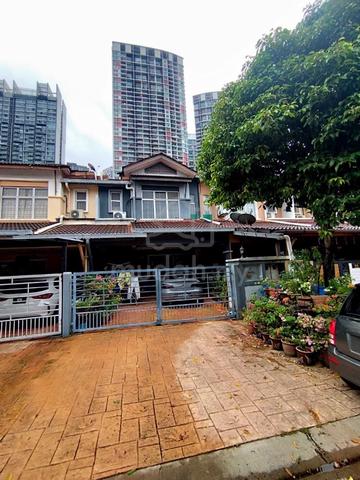 BELOW MARKET!! Double Storey Jalan Plumbum Seksyen 7 Shah 1