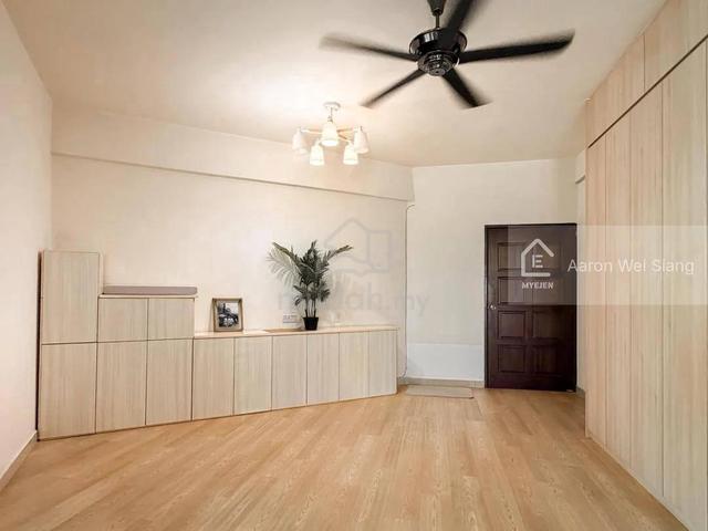 Seri Emas Apartment 1