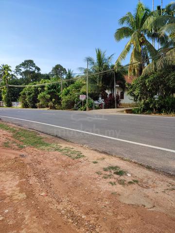 Tanah Lot Banglo Di Belakang Sek.Kebg.Kg.Bedal Bukit Sireh. 1