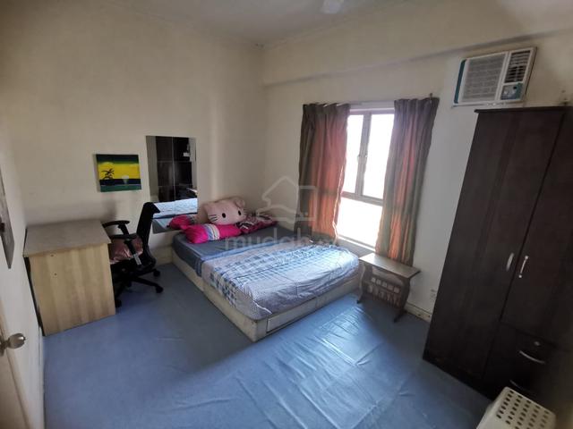Middle/Medium Room(No Room Rental Deposit) 1