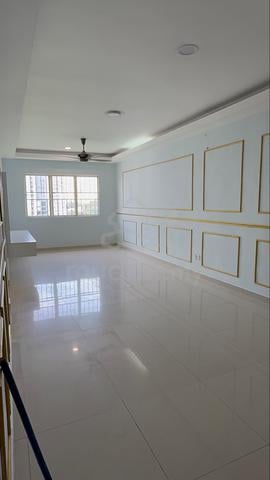 The Lumayan Apartment 1