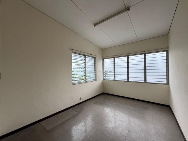Double Storey Bungalow at Green Lane 1