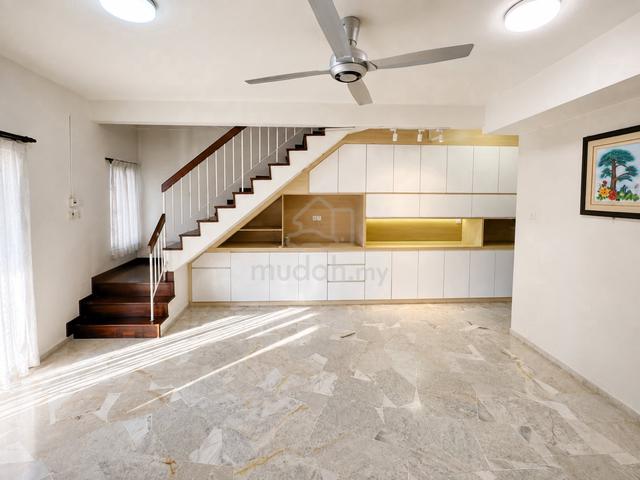 Taman Sri Gombak Terrace | End Lot | Near LRT Gombak 1