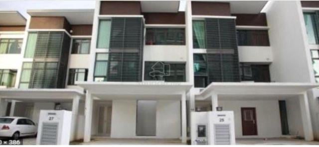 Freehold 3 Storey Terrace Villa Citrine Cristal Serin Residence Cyber 1